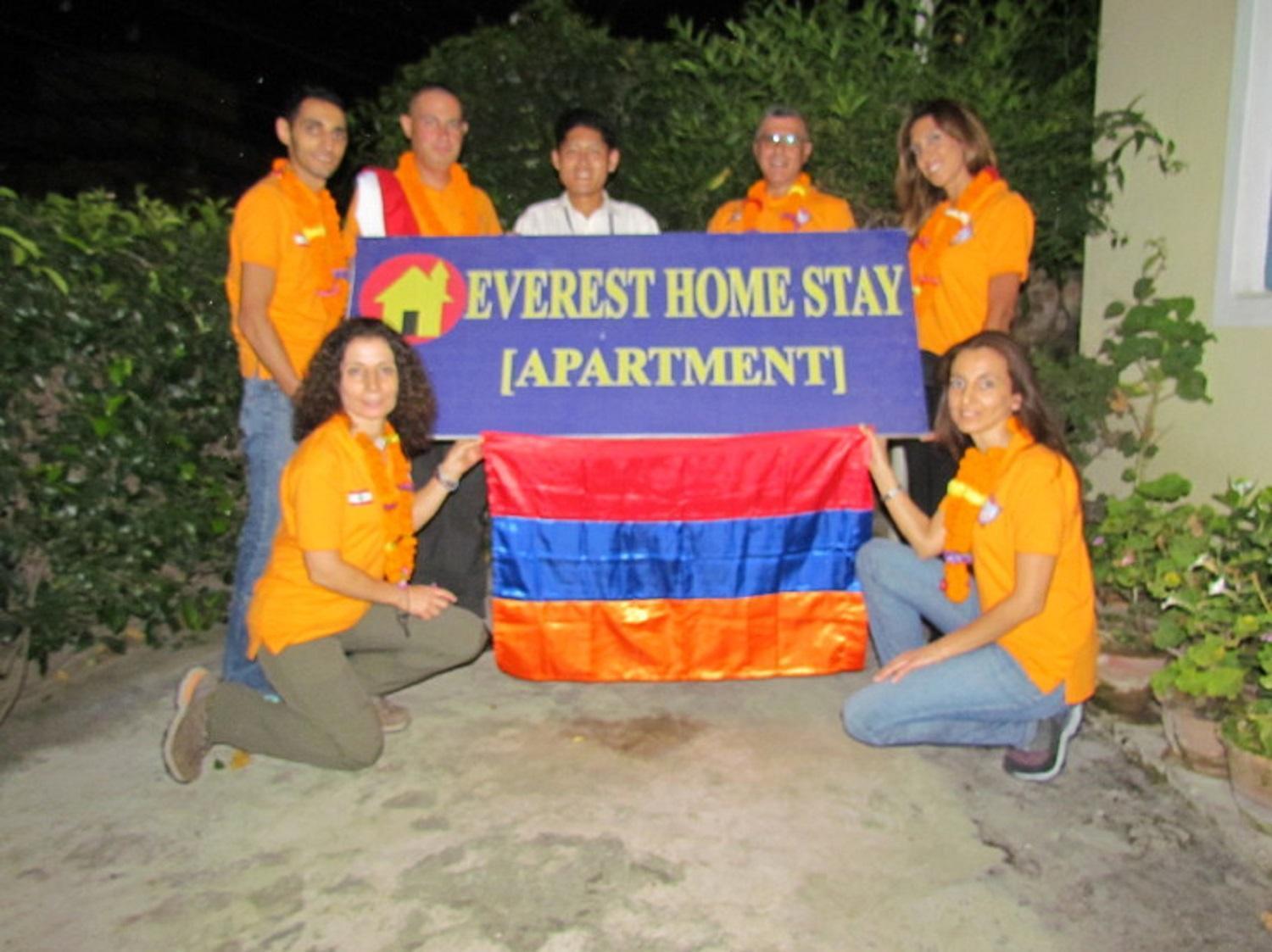 Everest Home Stay Apartment Lalitpur Eksteriør billede