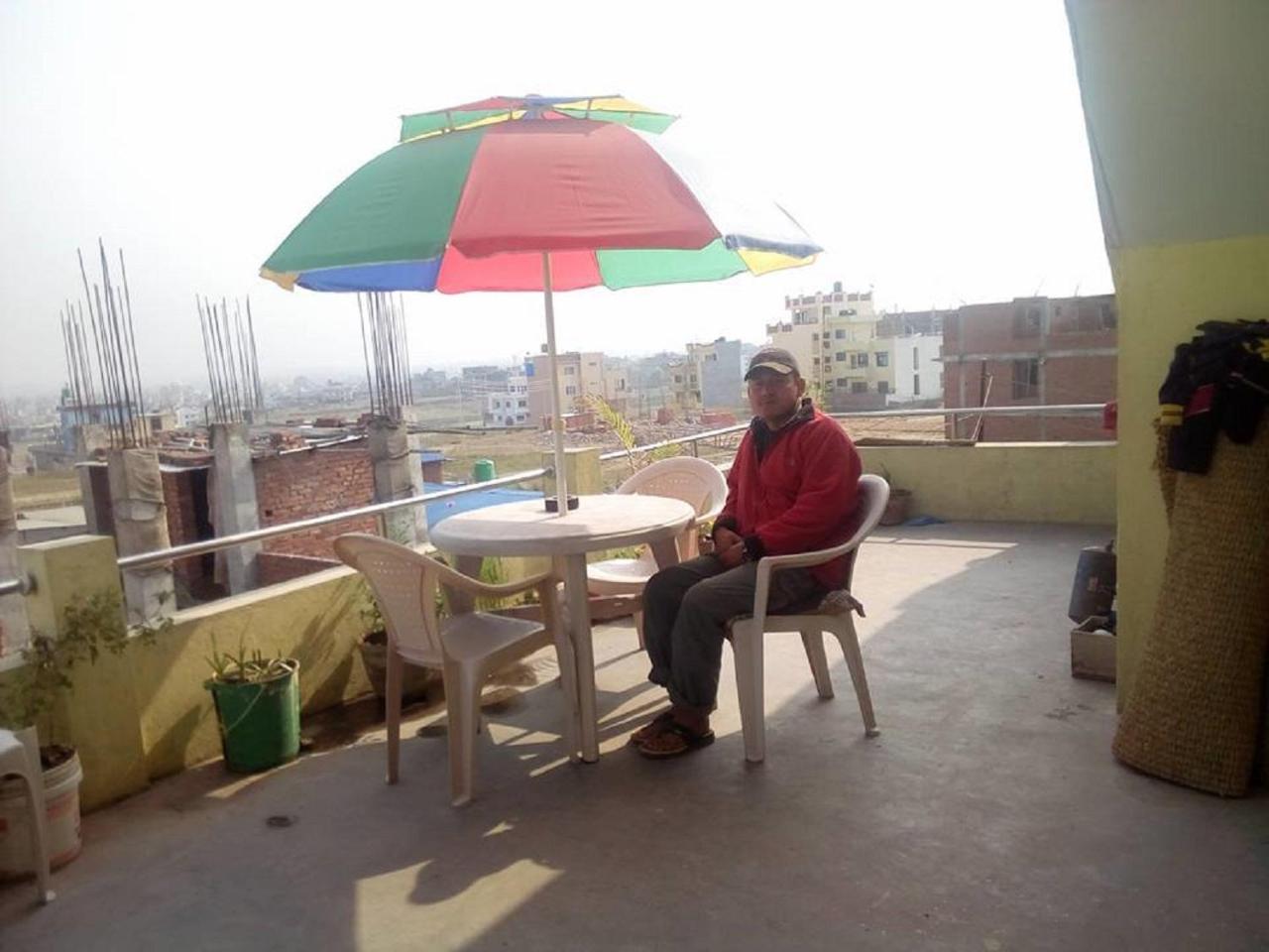 Everest Home Stay Apartment Lalitpur Eksteriør billede