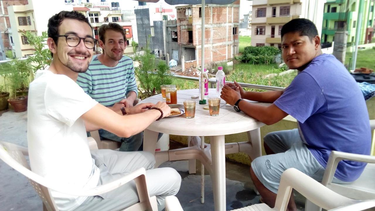 Everest Home Stay Apartment Lalitpur Eksteriør billede